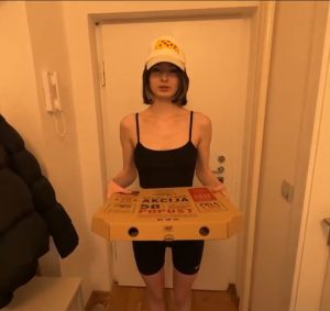 Sexy delivery girl ate my pizza ลงโทษสาวส่งพิซซ่าช้า